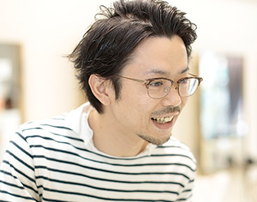 スタイリスト